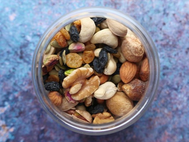 Comparatif de snacks locaux pour récupération après effort